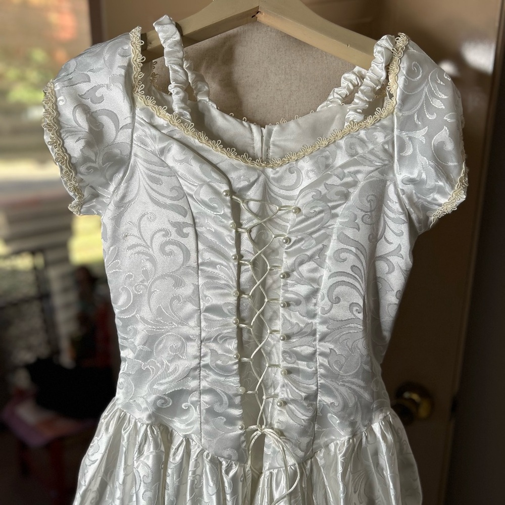 Elegant White Formal Kids Dress
